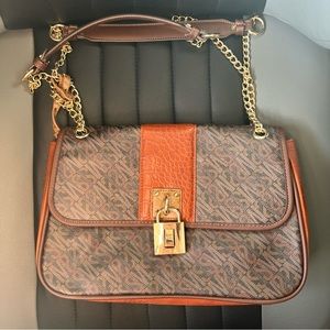 Steve Madden Purse. Like new. Price firm